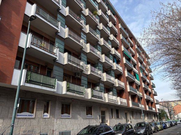 appartamento in vendita a Torino in zona Borgata Vittoria