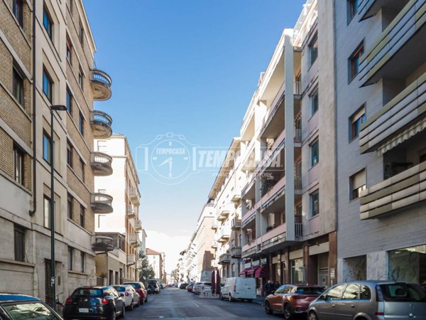 appartamento in vendita a Torino in zona Crocetta