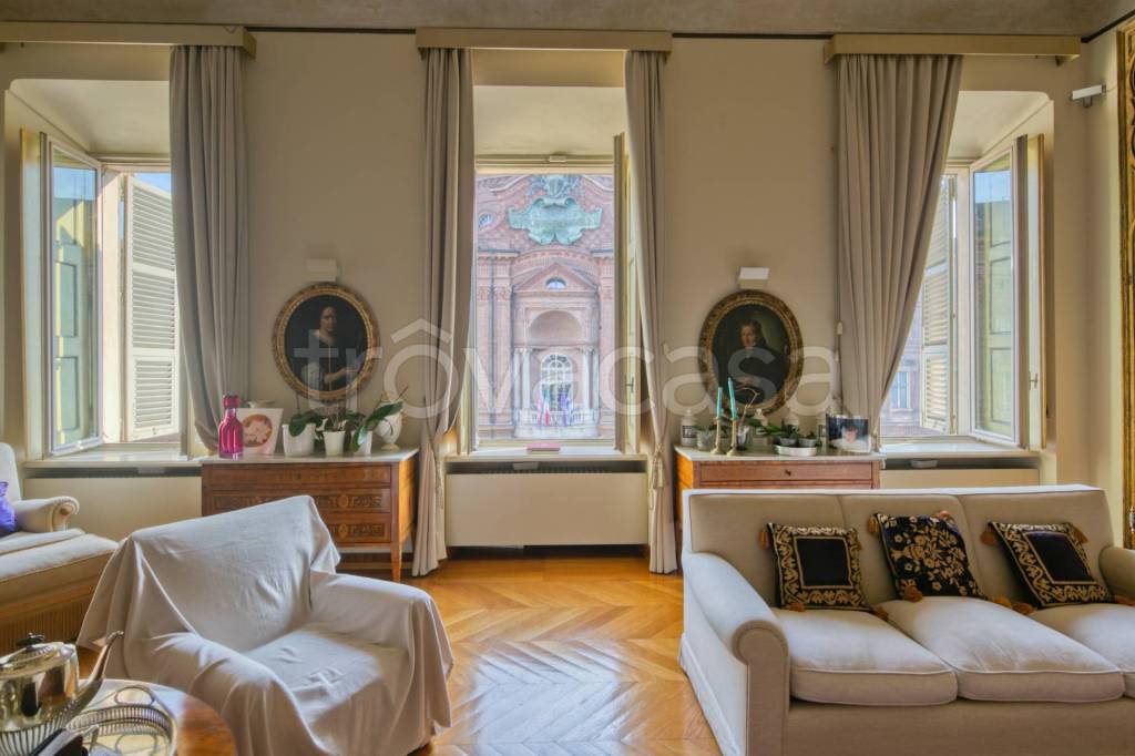 appartamento in vendita a Torino in zona Centro Storico