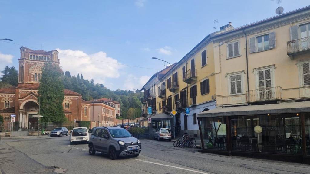 appartamento in vendita a Torino in zona Madonna del Pilone
