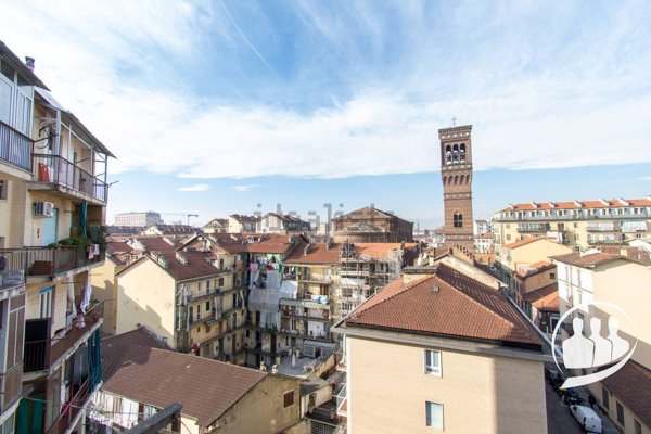appartamento in vendita a Torino in zona Aurora