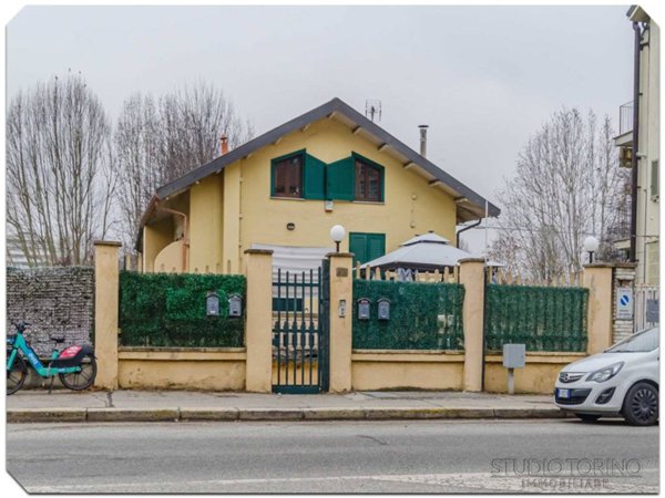 appartamento in vendita a Torino in zona Cavoretto