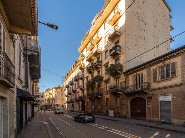 appartamento in vendita a Torino in zona San Salvario