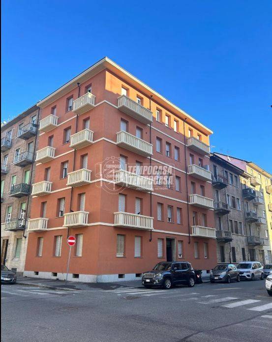 appartamento in vendita a Torino in zona Parella