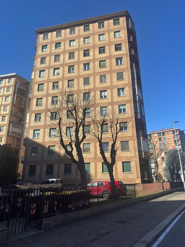 appartamento in vendita a Torino in zona Lingotto