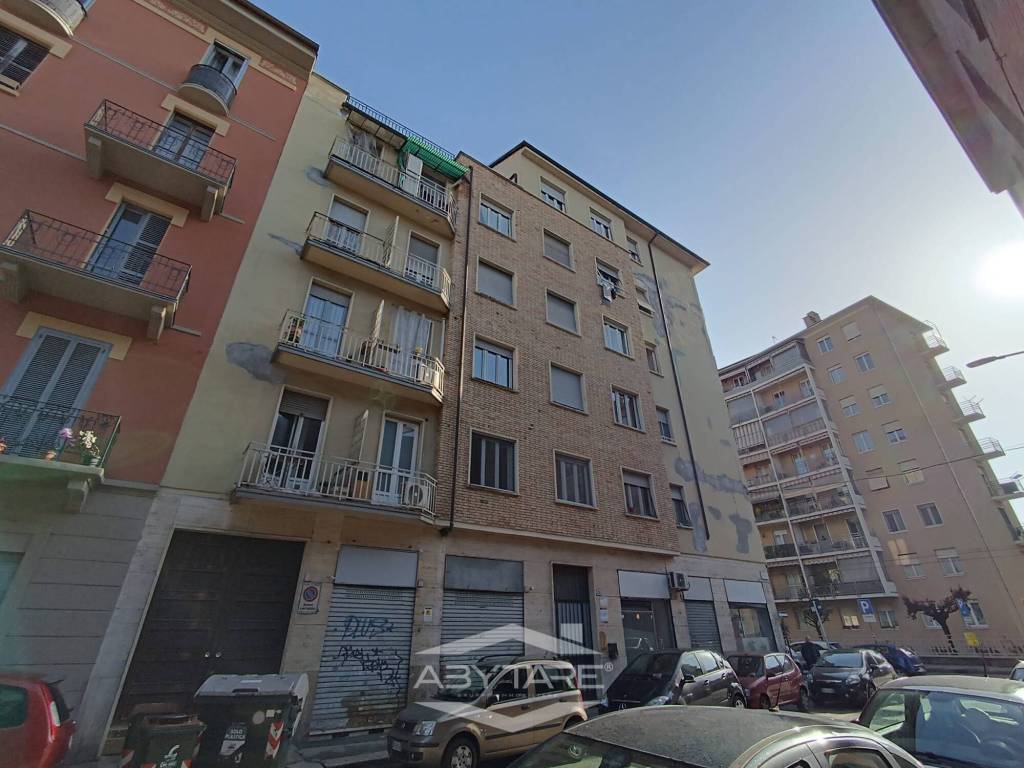 appartamento in vendita a Torino in zona Millefonti