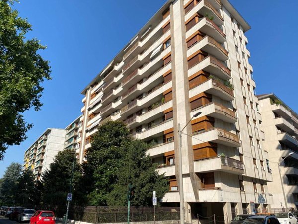 appartamento in vendita a Torino in zona Mirafiori Nord