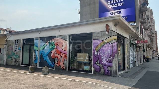 negozio in vendita a Torino in zona Millefonti