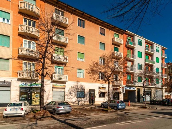 appartamento in vendita a Torino in zona Santa Rita