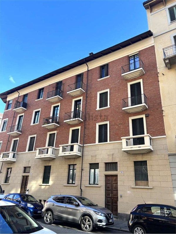 appartamento in vendita a Torino in zona Parella