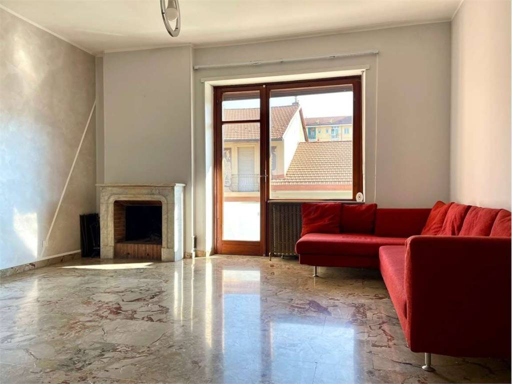 appartamento in vendita a Torino in zona Santa Rita