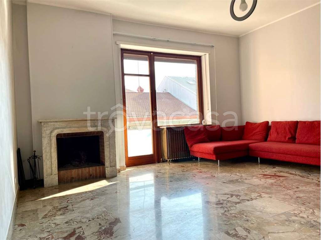 appartamento in vendita a Torino in zona Santa Rita