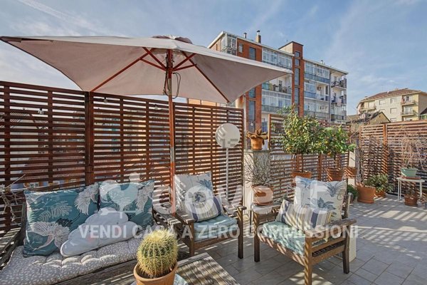 appartamento in vendita a Torino in zona Borgata Vittoria