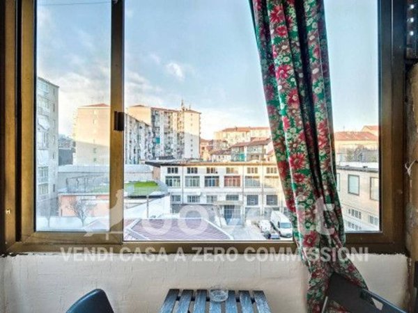 appartamento in vendita a Torino in zona Borgata Vittoria