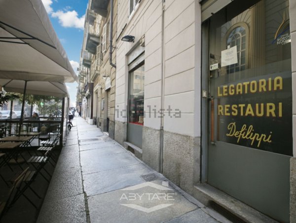 locale commerciale in vendita a Torino