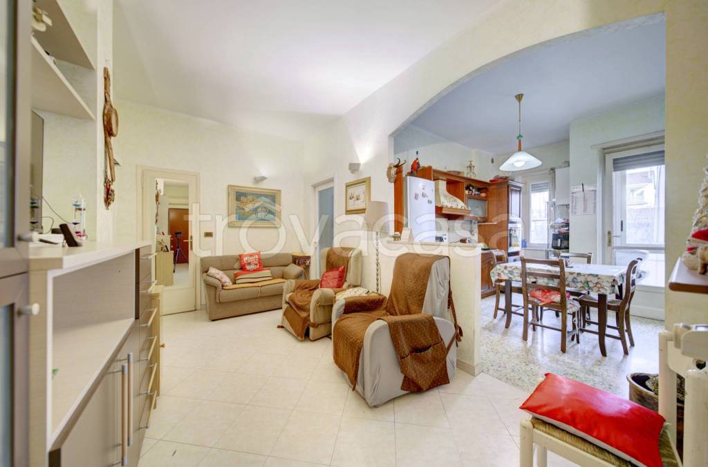 appartamento in vendita a Torino in zona Parella