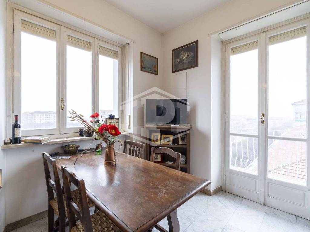 appartamento in vendita a Torino in zona Regio Parco