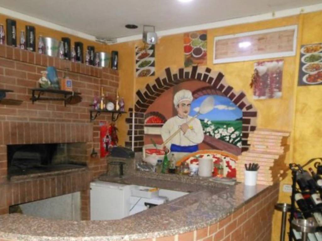 negozio in vendita a Torino in zona Madonna di Campagna