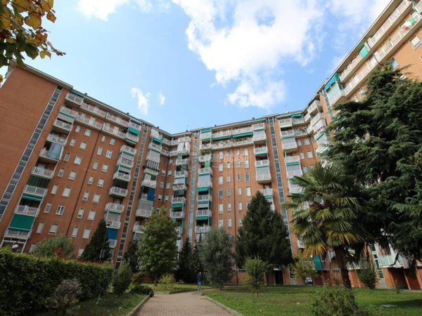 appartamento in vendita a Torino in zona Mirafiori Nord