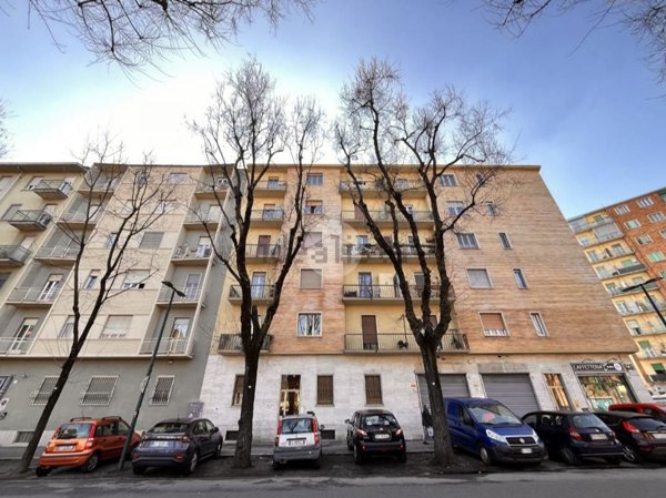 appartamento in vendita a Torino in zona Borgata Vittoria