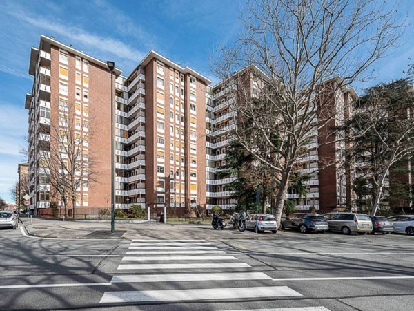appartamento in vendita a Torino in zona Mirafiori Nord