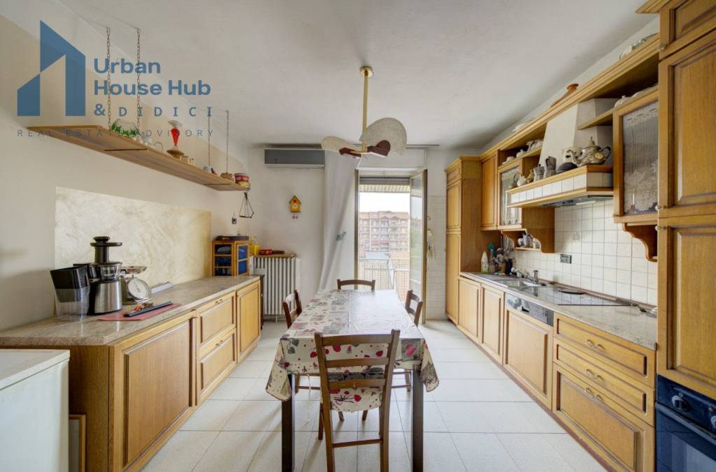 appartamento in vendita a Torino in zona Pozzo Strada