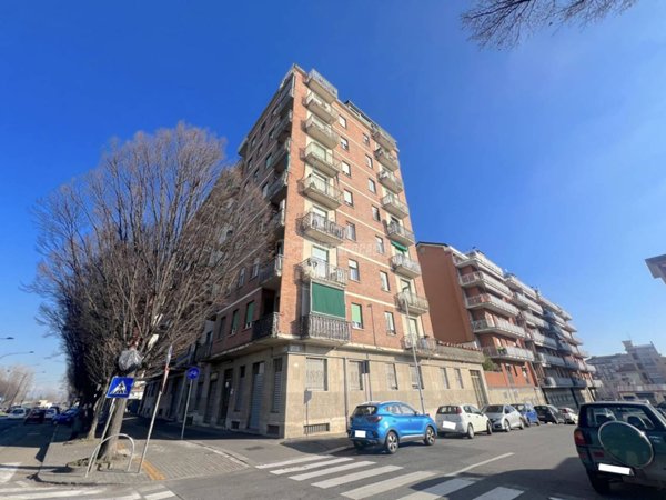 appartamento in vendita a Torino in zona Falchera