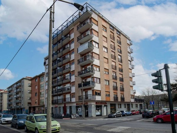 appartamento in vendita a Torino in zona Parella