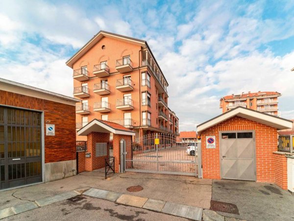 appartamento in vendita a Torino in zona Mirafiori Sud