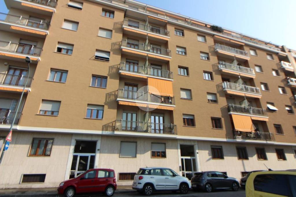 appartamento in vendita a Torino in zona Lingotto