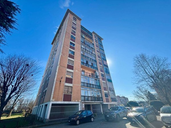 appartamento in vendita a Torino in zona Falchera