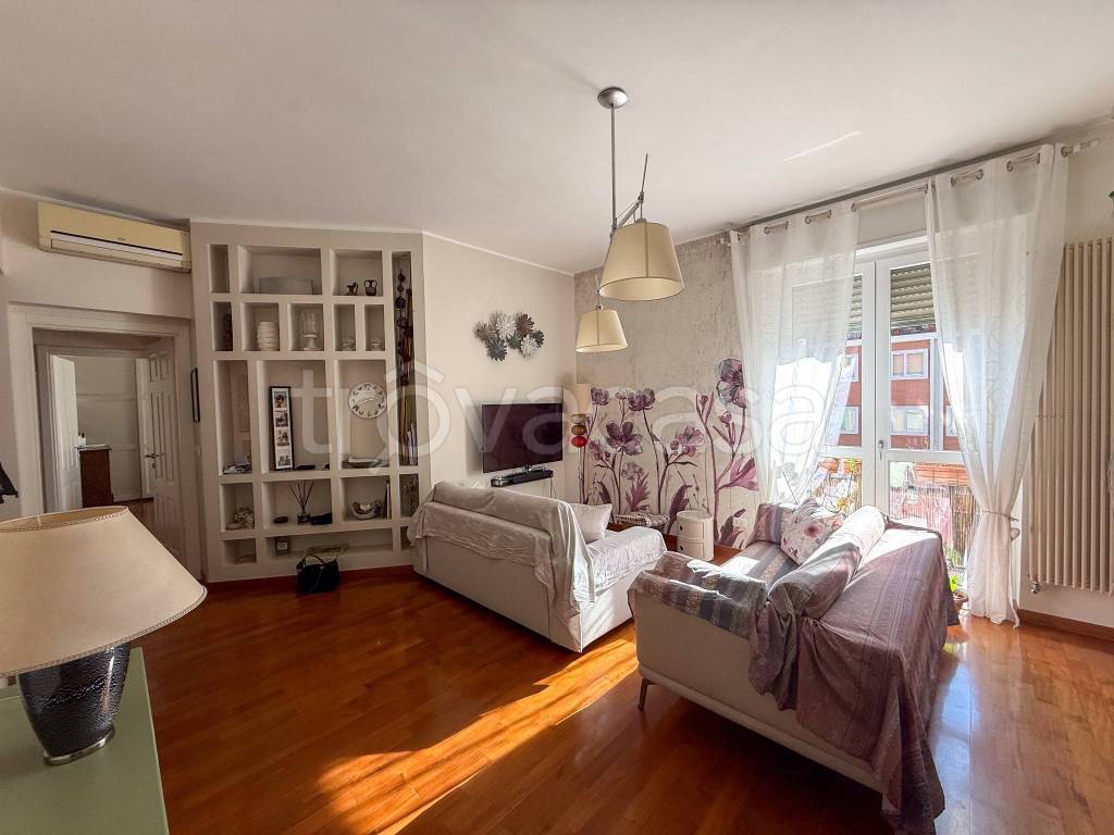 appartamento in vendita a Torino in zona Mirafiori Sud