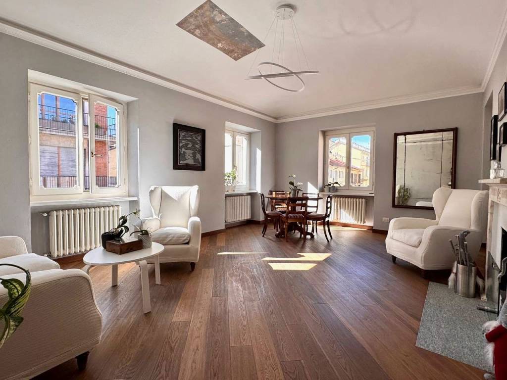 appartamento in vendita a Torino in zona San Salvario