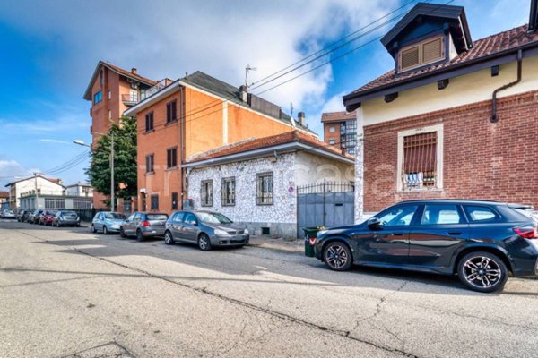 casa indipendente in vendita a Torino
