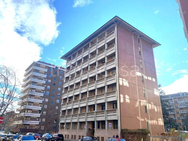 appartamento in vendita a Torino in zona Mirafiori Nord