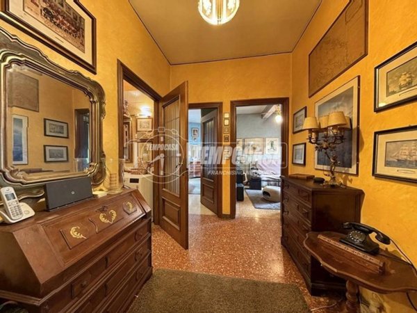 appartamento in vendita a Torino in zona Lingotto