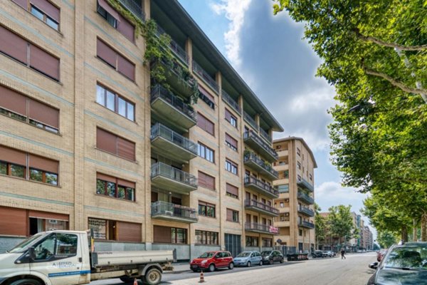 appartamento in vendita a Torino in zona Parella