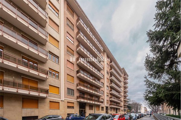 appartamento in vendita a Torino in zona Parella