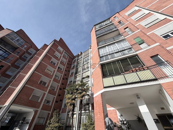 appartamento in vendita a Torino in zona Vallette