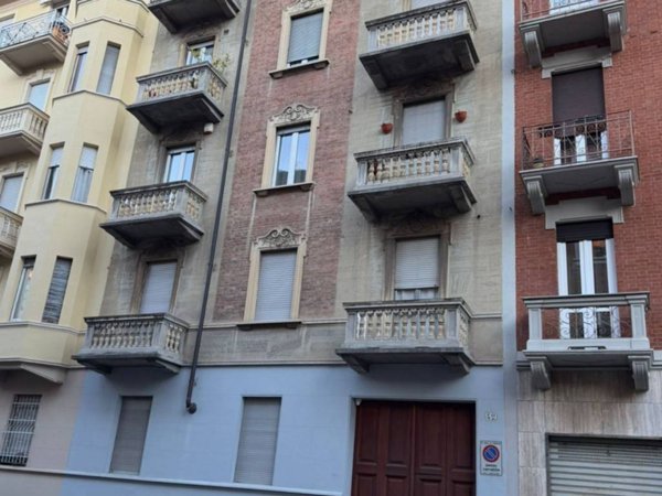 appartamento in vendita a Torino in zona Parella