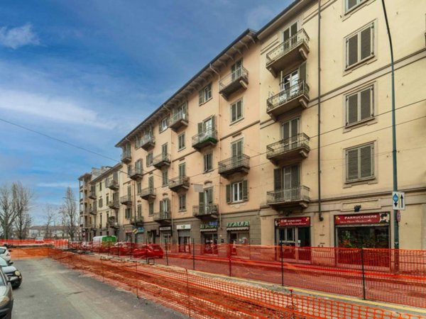 appartamento in vendita a Torino in zona Borgata Vittoria