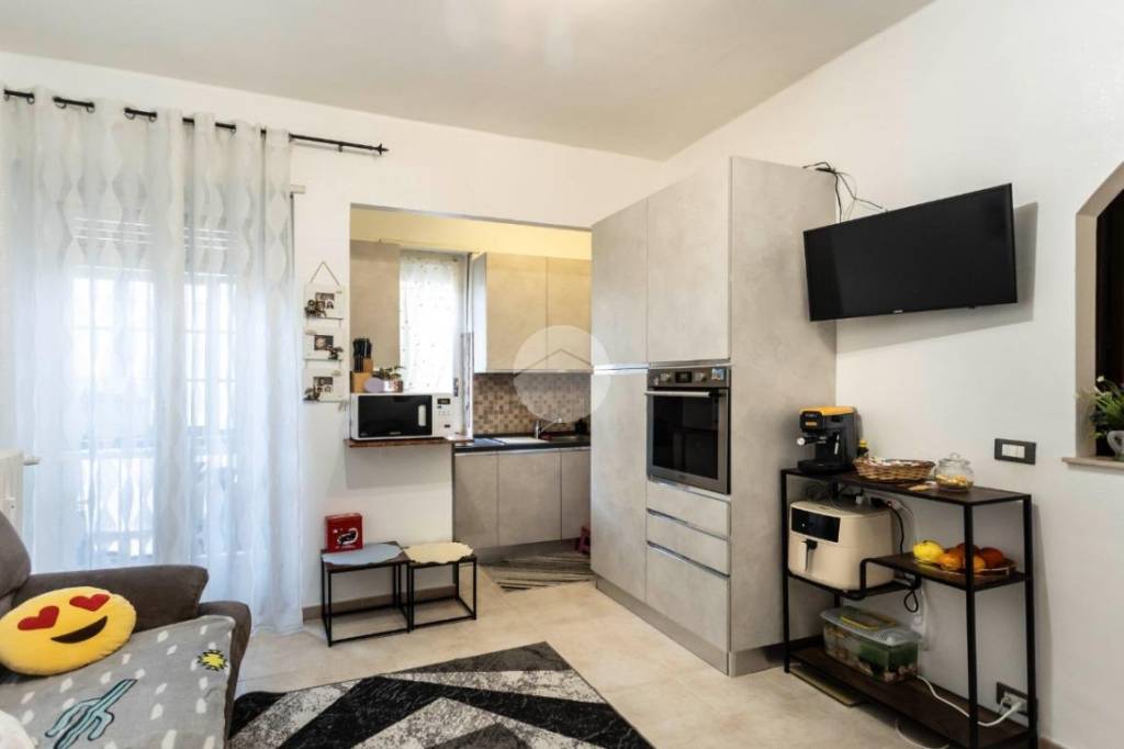 appartamento in vendita a Torino in zona Borgata Vittoria
