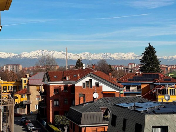 appartamento in vendita a Torino in zona Campidoglio