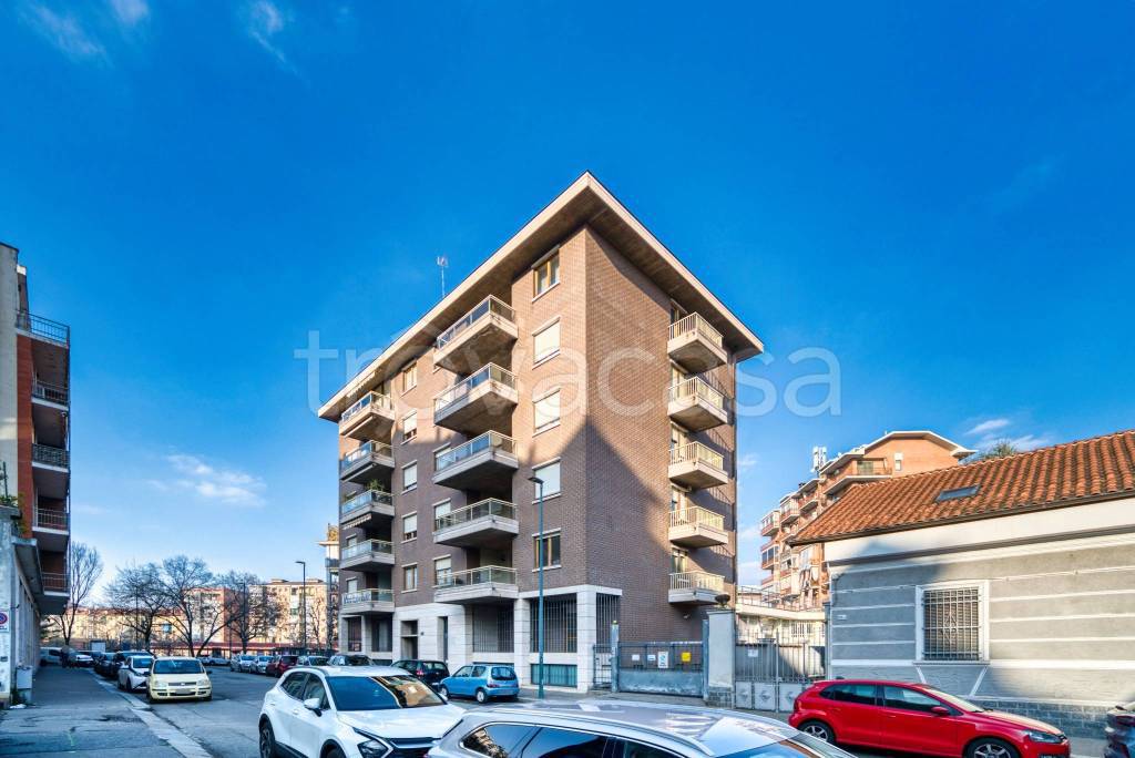 appartamento in vendita a Torino in zona Rebaudengo