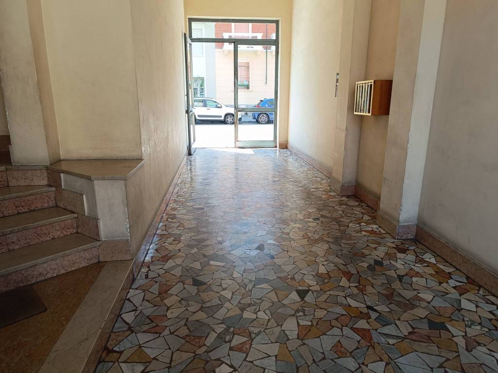 locale di sgombero in vendita a Torino in zona Borgata Vittoria