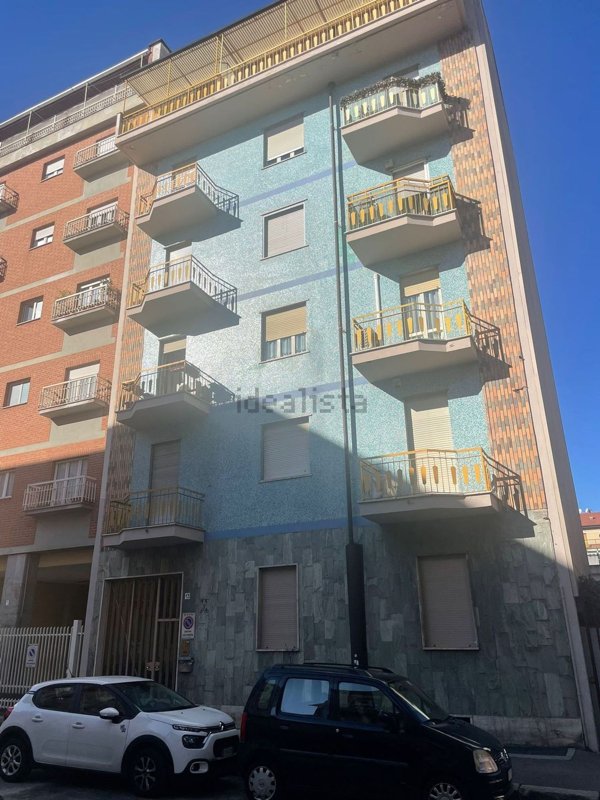 appartamento in vendita a Torino in zona Borgata Vittoria