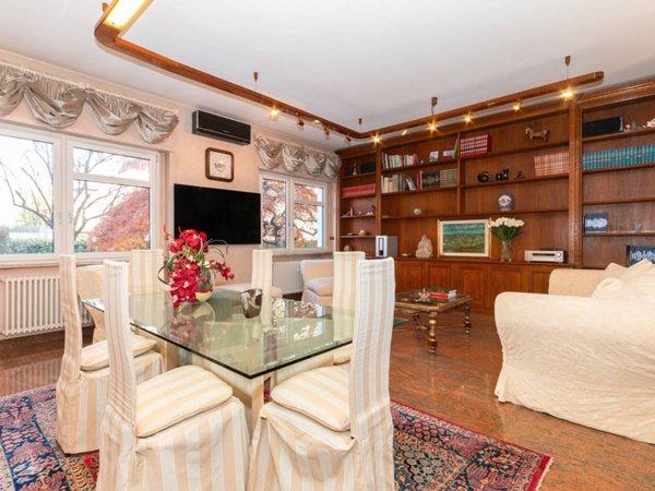 appartamento in vendita a Torino in zona Sassi