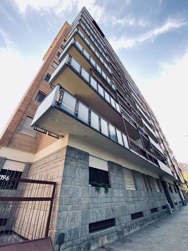 appartamento in vendita a Torino in zona Borgata Vittoria