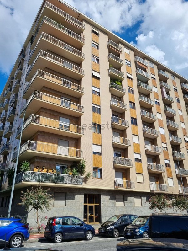 appartamento in vendita a Torino in zona Santa Rita