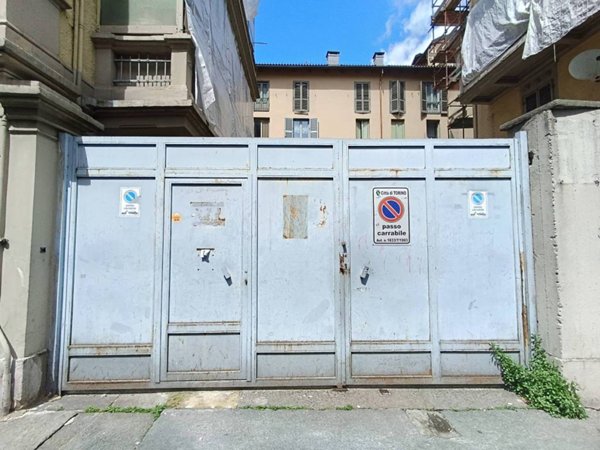 negozio in vendita a Torino in zona Centro Storico
